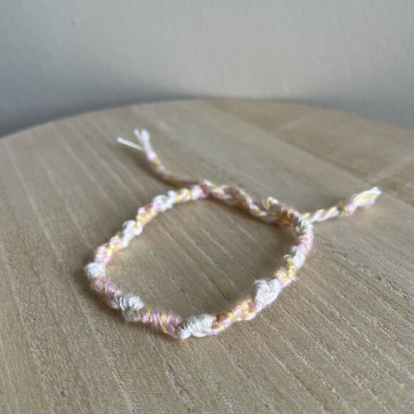 Oakley Bracelet, anklet, trendy, comfortable, tie, embroidery thread, woven, gif - Picture 1 of 1